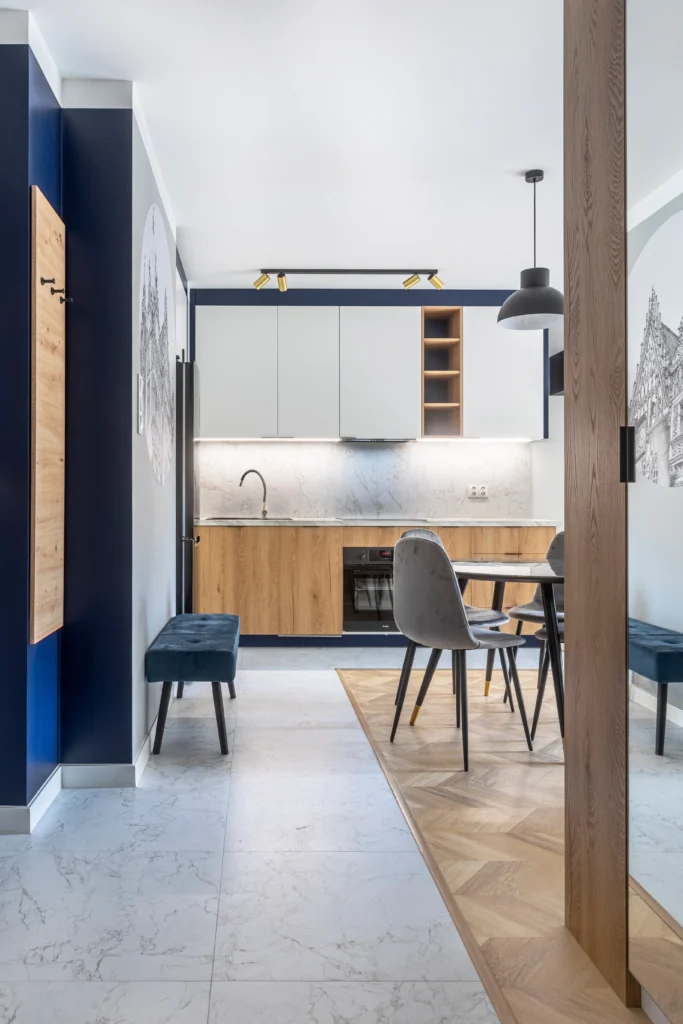 Nowoczesna kuchnia i jadalnia w apartamencie